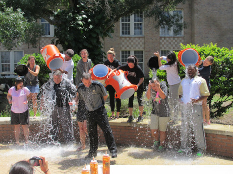 ALS Ice Bucket Challenge absorbs nation