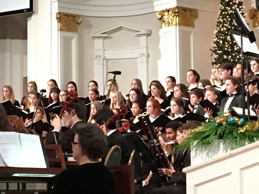 Students perform at Winter Holiday Concert