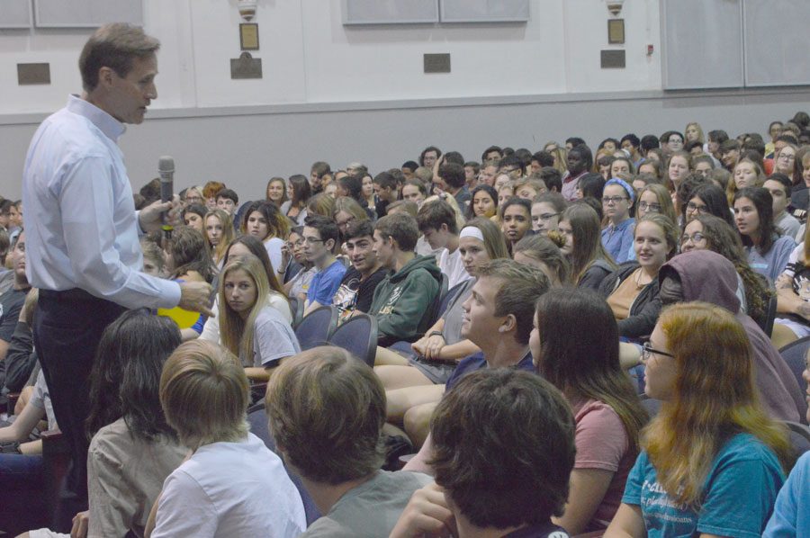 At+the+mental+heath+assembly+on+Thursday%2C+September+28+Jim+Landers+explains+to+the+sophomore+class+how+to+help+prevent+suicide.+One+of+his+examples+was+using+a+ballon+to+depict+what+stress+can+do+to+a+person.