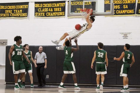 Varsity basketball defeats Sickles