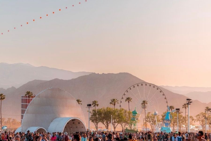 The+2022+Coachella+Festival+took+place+over+two+weekends%3A+April+15-17+and+April+22-24.+The+festival+attracted+750%2C000+people%2C+all+with+bold+outfit+choices.++