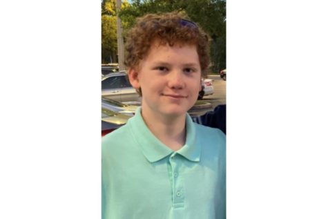 Freshman Peter Roset passed away Friday, Oct. 28. A memorial mass is scheduled at 4 p.m. today, Nov. 3, at Christ the King Catholic Church. All community members are welcome to attend the mass. 