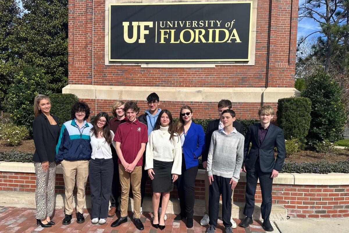 Posing by the entrance of the University of Florida, the Plant MUN team concluded their annual GATORMUN conference. On Jan. 19-21, the Plant MUN team made their way up to Gainesville to take this after-school Thursday activity above and beyond.  