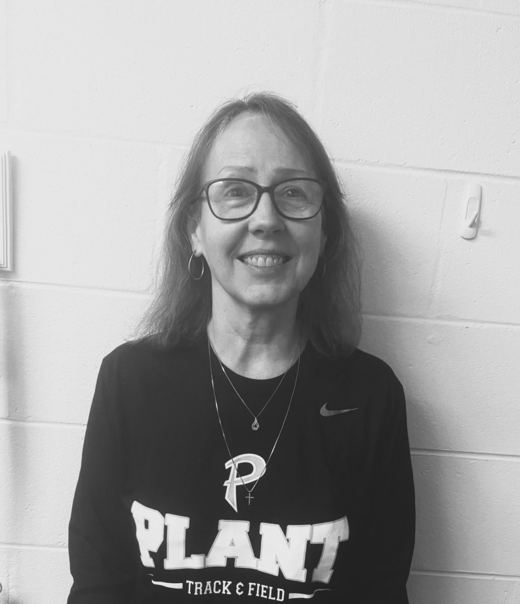 Terri Hensley starting the day off with a smile ready for a new day of guiding her students.  Hensley hopes if kids are having any issues or problems then they can come to her for them to be resolved. 