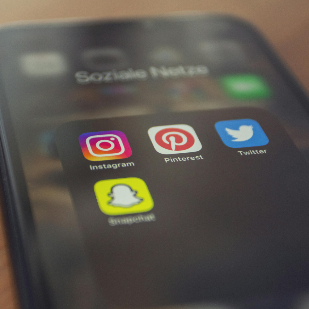 Gen Z navigates love in a world shaped by screens, where connection is easier but often less meaningful. In recent years, social media has transformed how relationships begin and changed what romance looks like for young people.